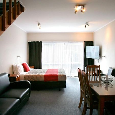 Touchwood Motor Lodge Pukekohe Eksteriør billede