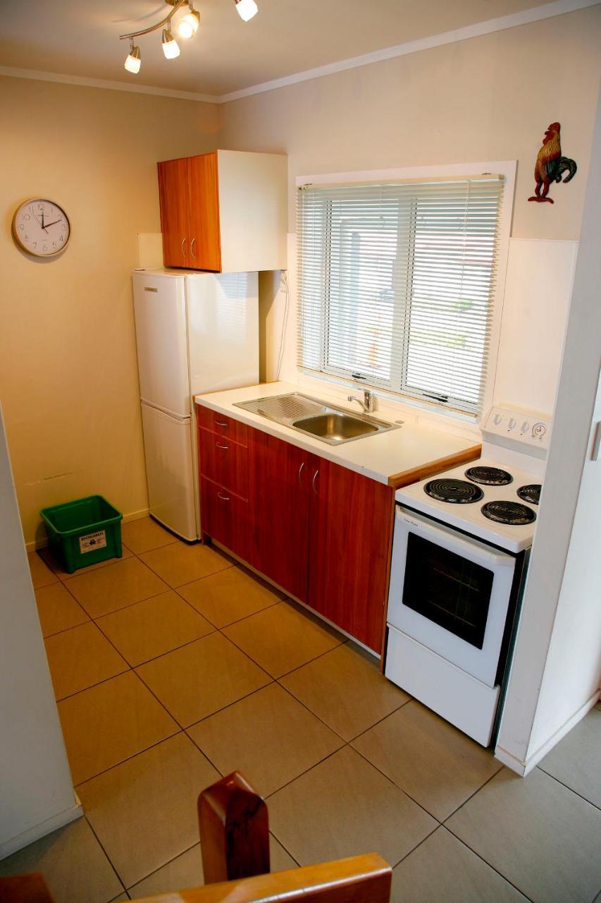 Touchwood Motor Lodge Pukekohe Eksteriør billede