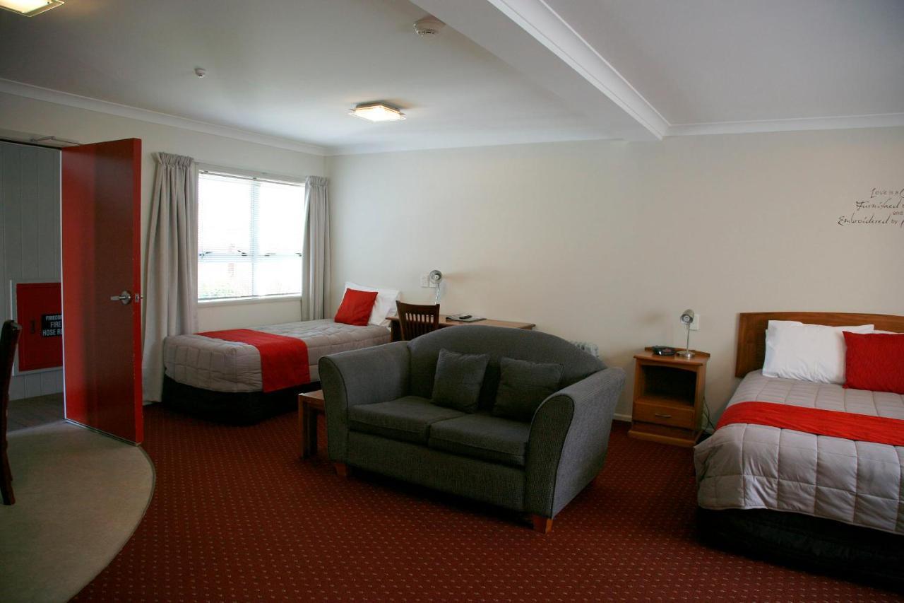 Touchwood Motor Lodge Pukekohe Eksteriør billede