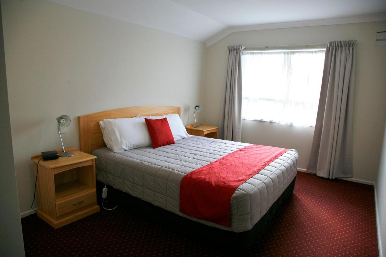 Touchwood Motor Lodge Pukekohe Eksteriør billede